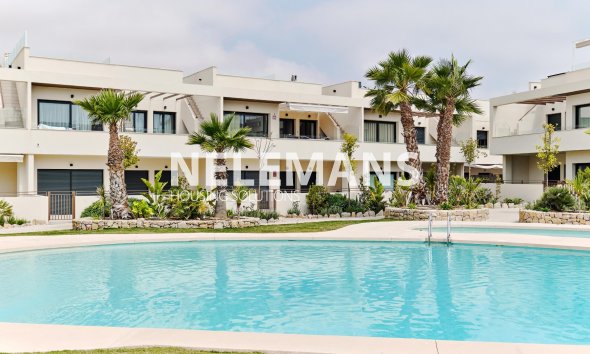 Apartamento - Nueva construcción  - Torrevieja - NRE 6057