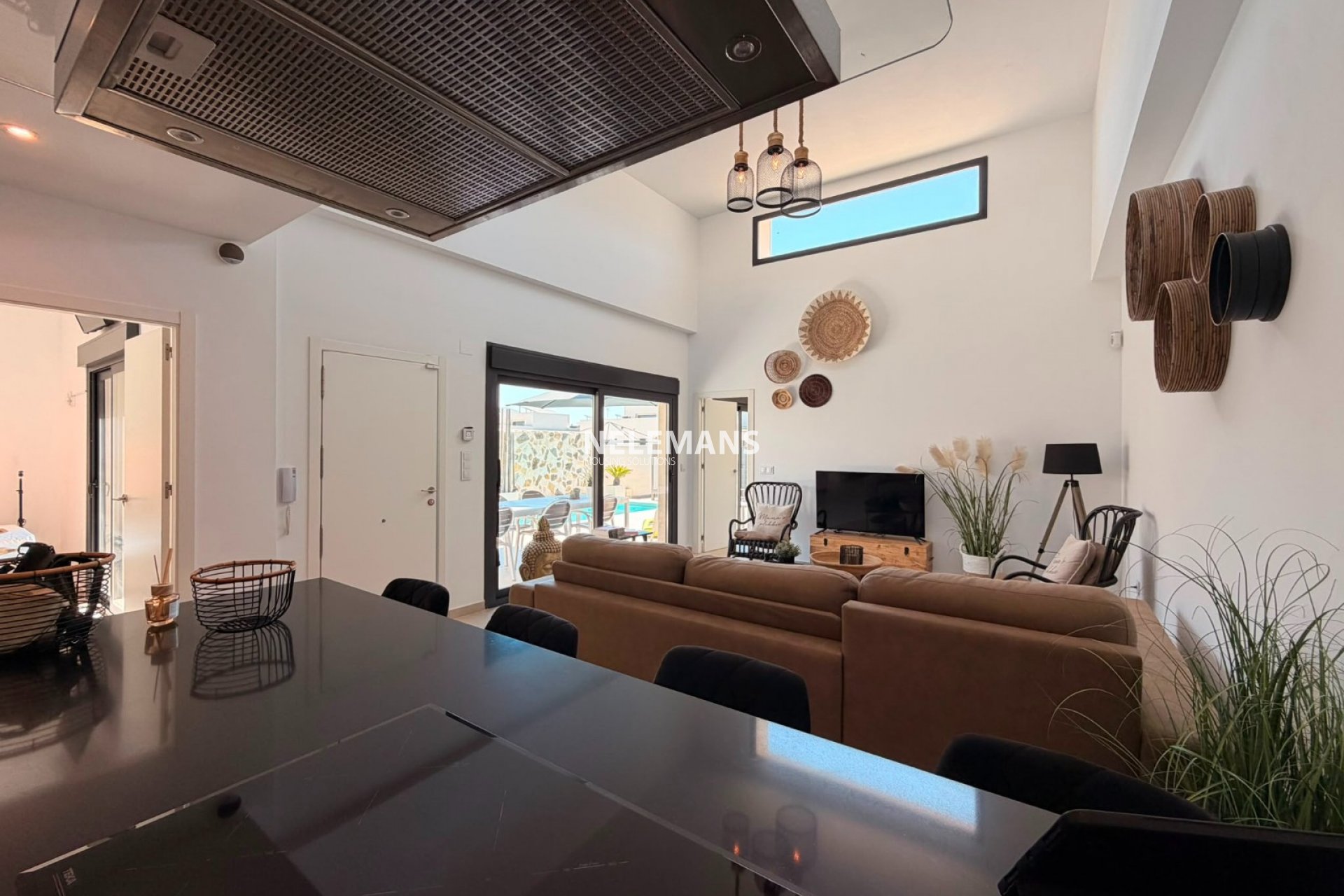 Bestaande Bouw - Geschakelde woning - Daya Nueva