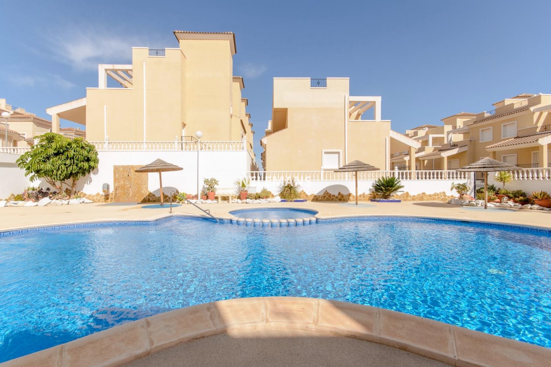 Bestehende Häuser - Detached Villa - San Miguel de Salinas