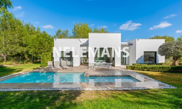 Detached Villa - Reventa - Orihuela Costa - NRER 8071