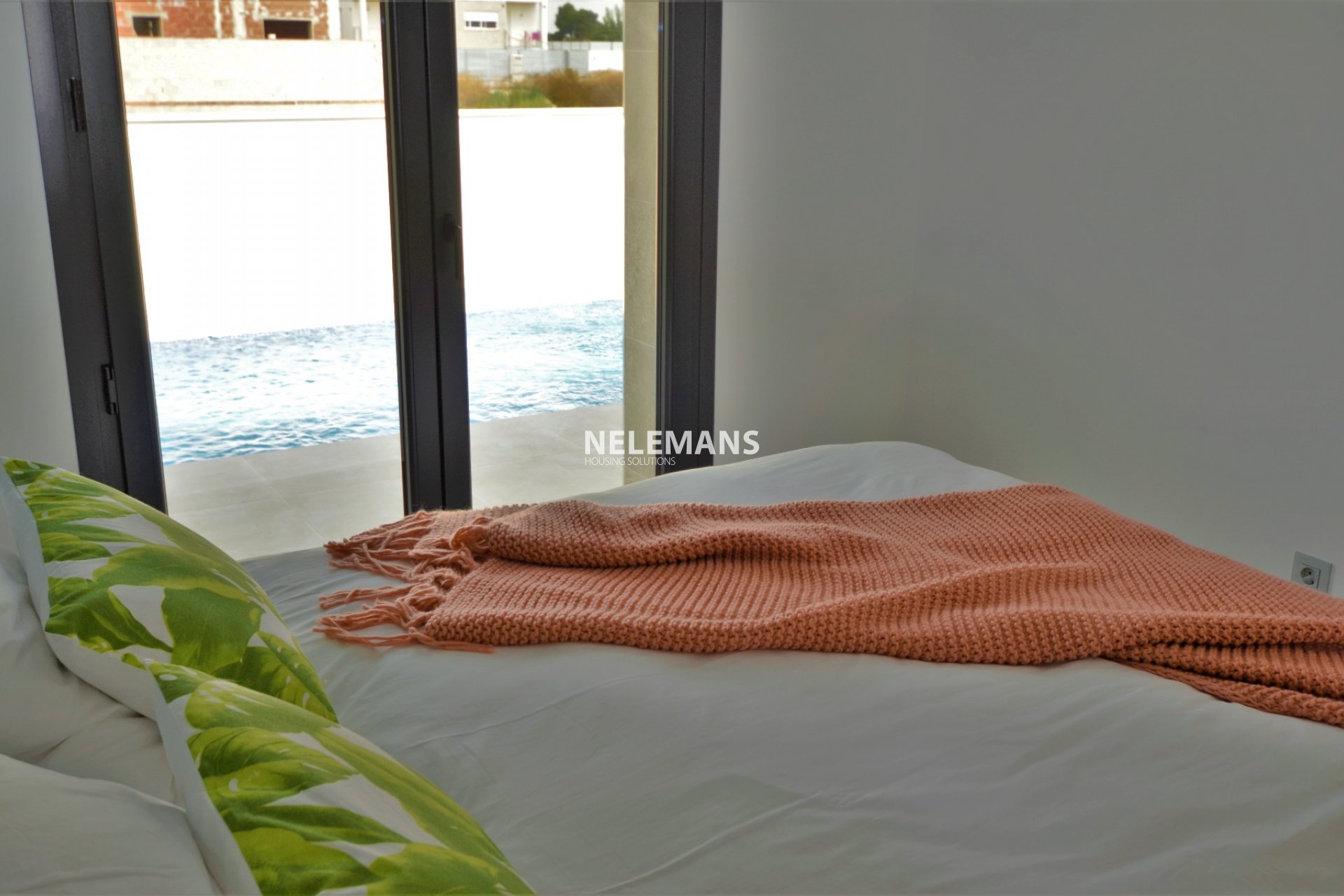 Neubau  -  - Daya Nueva