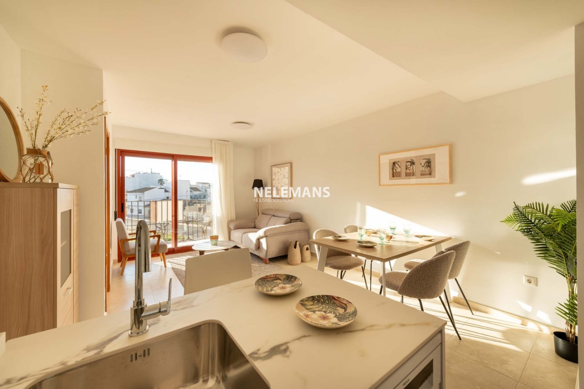 Resale - Apartment - Avileses