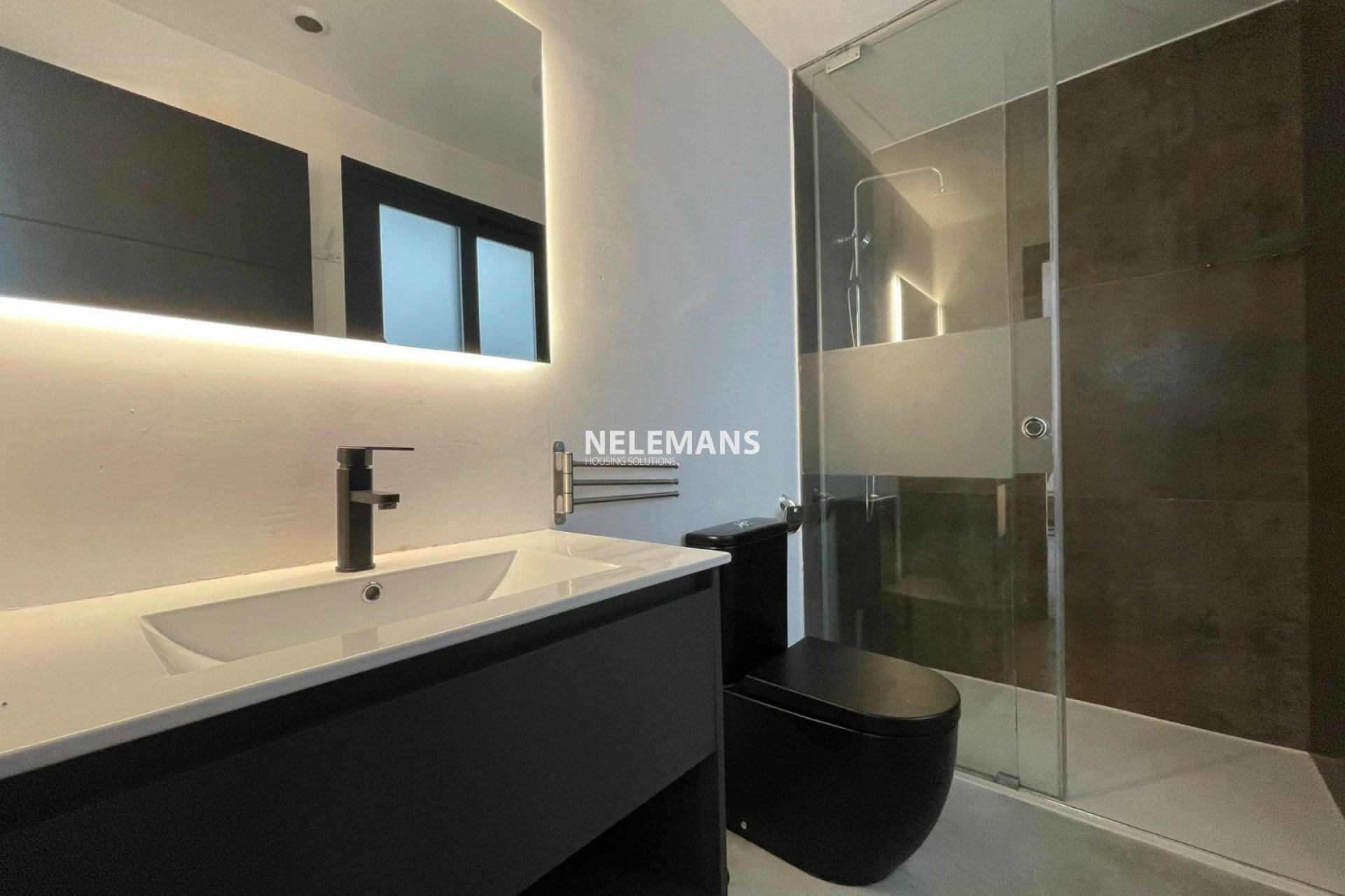 Resale - Apartment - Formentera Del Segura