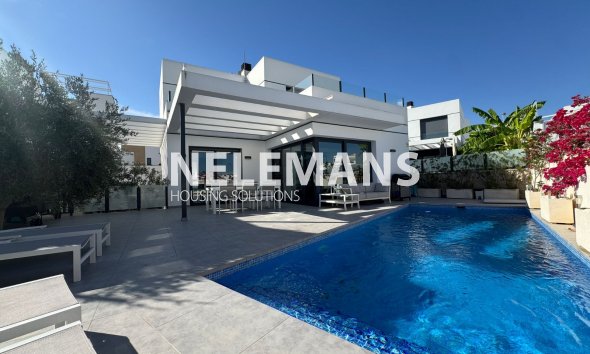 Vrijstaande woning - Bestaande Bouw - Rojales - Pueblo Lucero