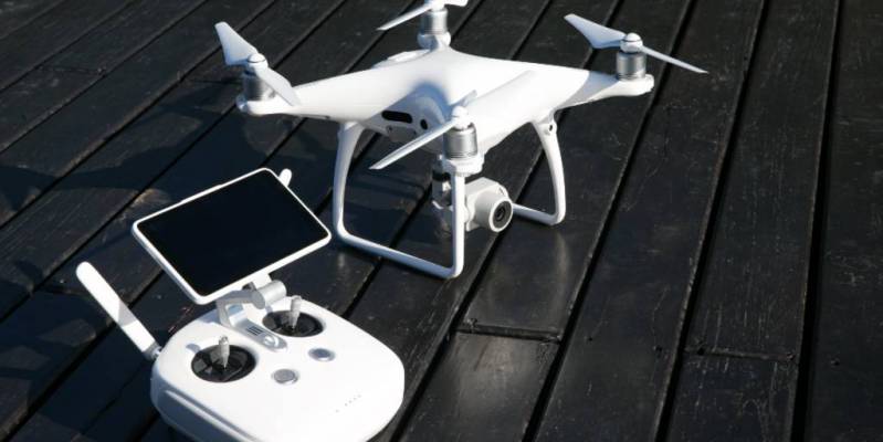 Noticias: Las grabaciones de drones no pueden ser colocadas en internet en España.