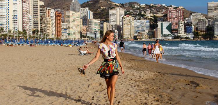 Nieuw wolkenkrabber-hotel van 60 verdiepingen in Benidorm