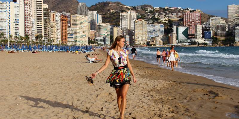 Nieuw wolkenkrabber-hotel van 60 verdiepingen in Benidorm