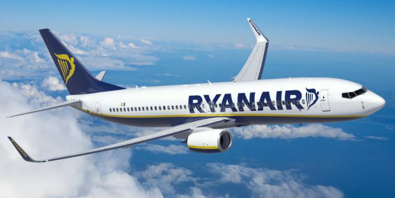 Ryanair begint met 9,99 euro aanbiedingen terwijl personeel staakt, heeft u al een ticket naar Alicante geboekt? 