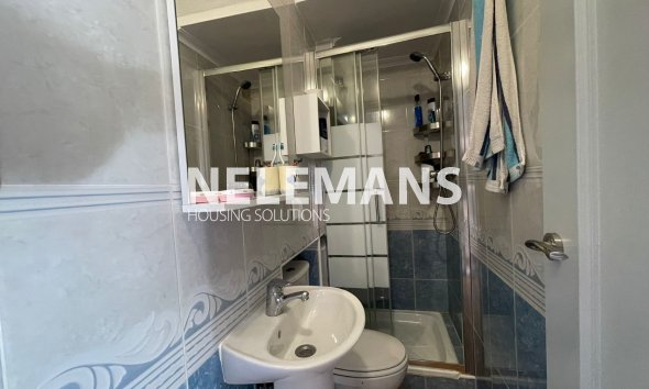 Reventa - Semi Detached - Los Montesinos - Centro