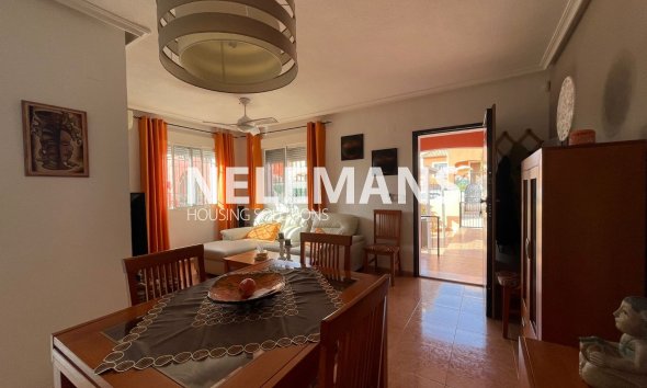 Reventa - Semi Detached - Los Montesinos - Centro