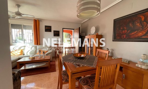 Reventa - Semi Detached - Los Montesinos - Centro