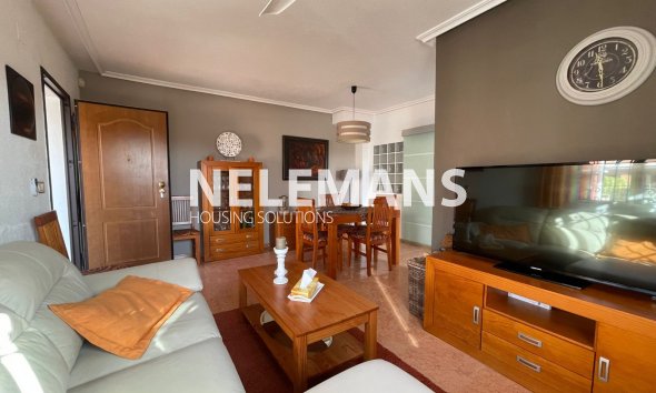 Reventa - Semi Detached - Los Montesinos - Centro