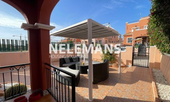 Reventa - Semi Detached - Los Montesinos - Centro