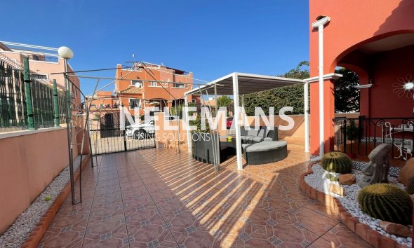 Reventa - Semi Detached - Los Montesinos - Centro