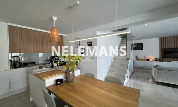 Bestaande Bouw - Geschakelde woning - Los Alcazares