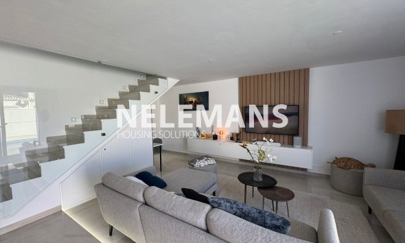 Bestaande Bouw - Geschakelde woning - Los Alcazares