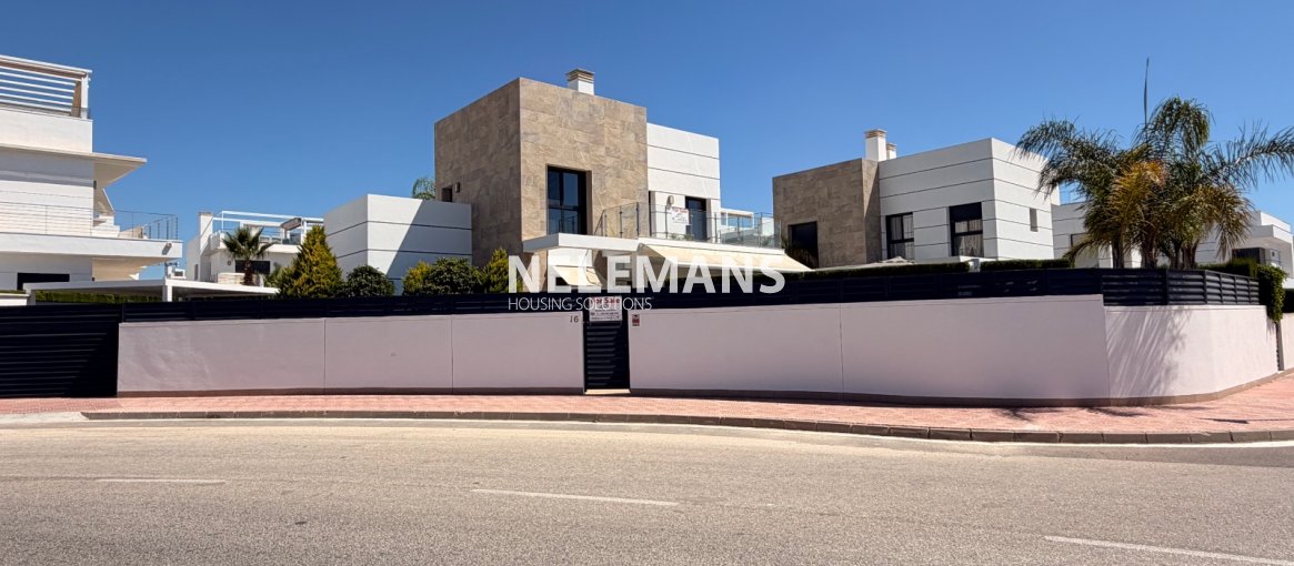 Vrijstaande woning - Bestaande Bouw - Rojales - Lo Marabu