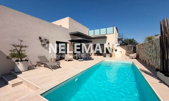 Reventa - Semi Detached - Daya Nueva