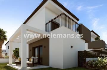 Nueva construcción  - Casa adosada moderna 3 dormitorios, 3 baños La Marina Alicante - La Marina